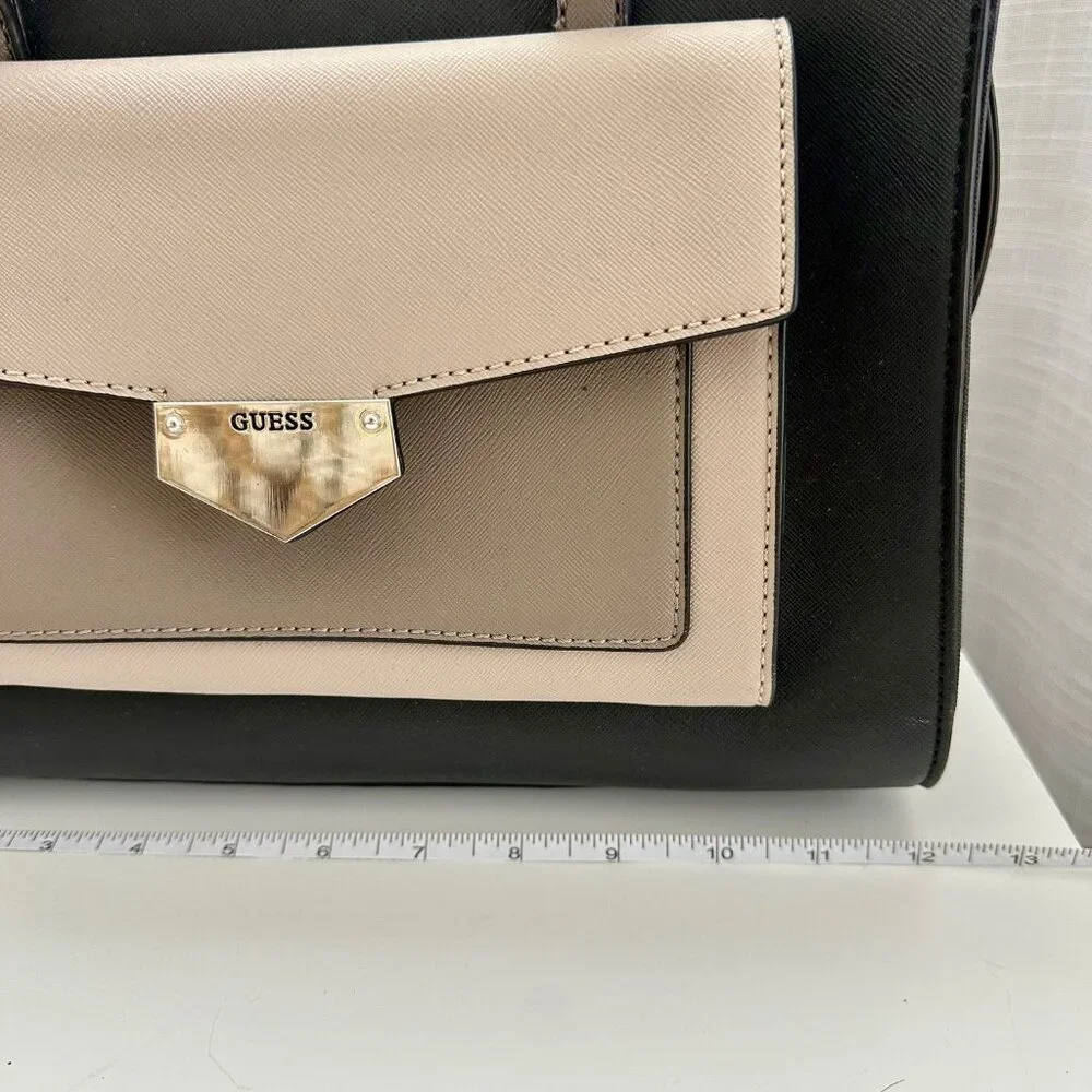 Guess black beige